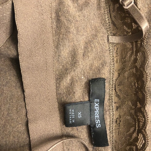 Express Brown Lace Trim Tank Top w/Built in Bra & Adjustable Straps SZ XS - Picture 6 of 6